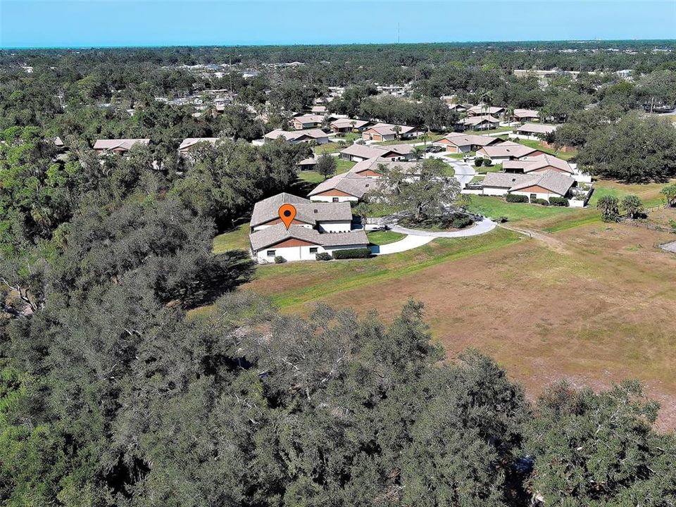 На продажу: $260,000 (2 спален, 2 ванн, 1072 Квадратных фут)