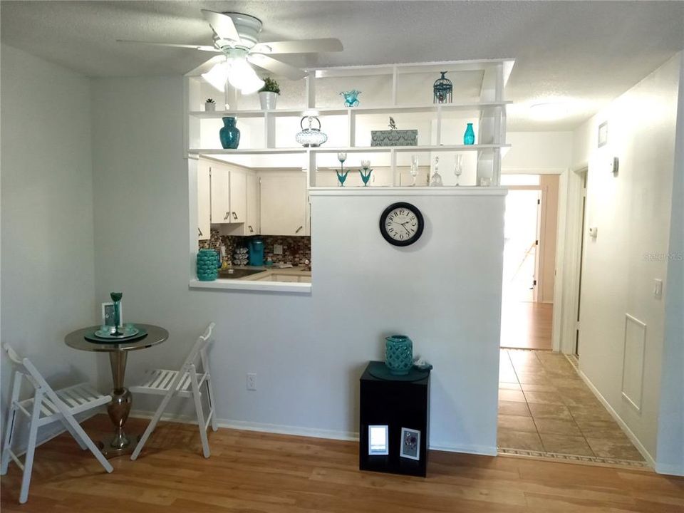 For Rent: $1,500 (1 beds, 1 baths, 825 Square Feet)