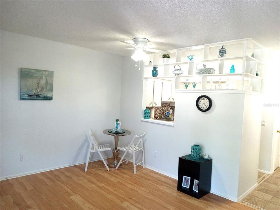 For Rent: $1,500 (1 beds, 1 baths, 825 Square Feet)