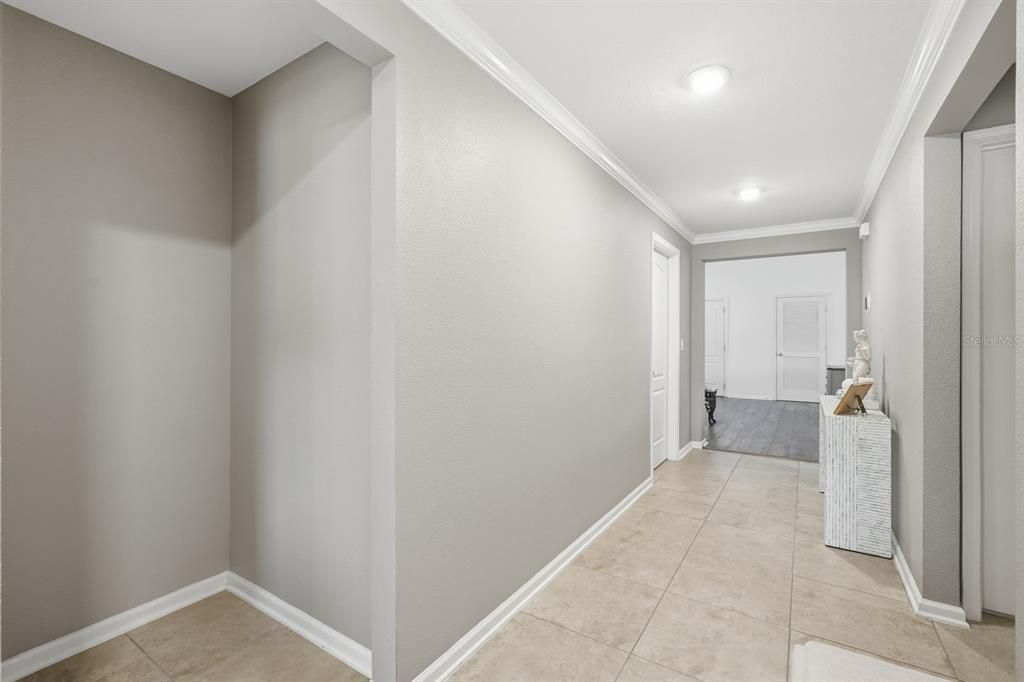 На продажу: $399,900 (3 спален, 2 ванн, 1423 Квадратных фут)