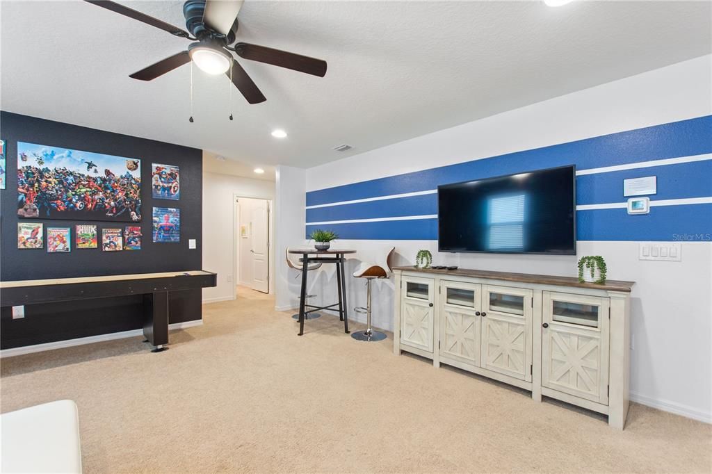 For Sale: $595,000 (7 beds, 5 baths, 3281 Square Feet)