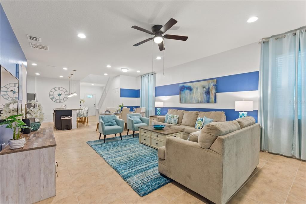 For Sale: $595,000 (7 beds, 5 baths, 3281 Square Feet)