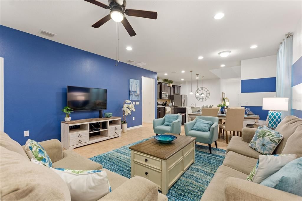 For Sale: $595,000 (7 beds, 5 baths, 3281 Square Feet)