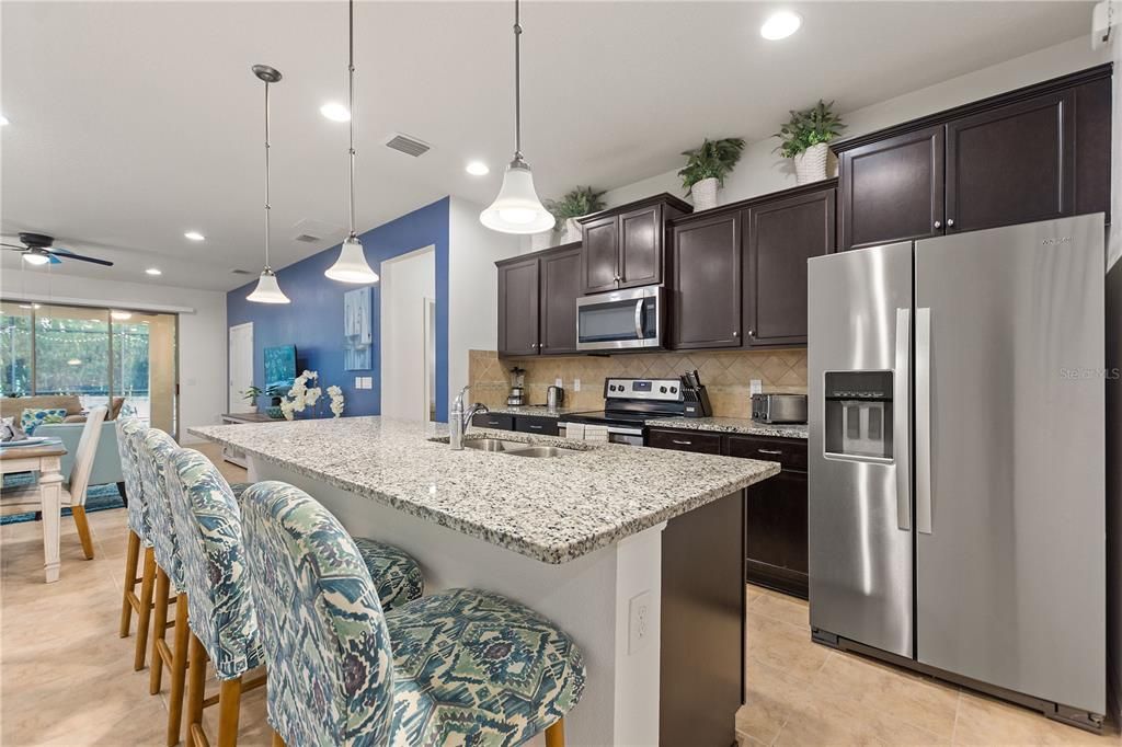 For Sale: $595,000 (7 beds, 5 baths, 3281 Square Feet)