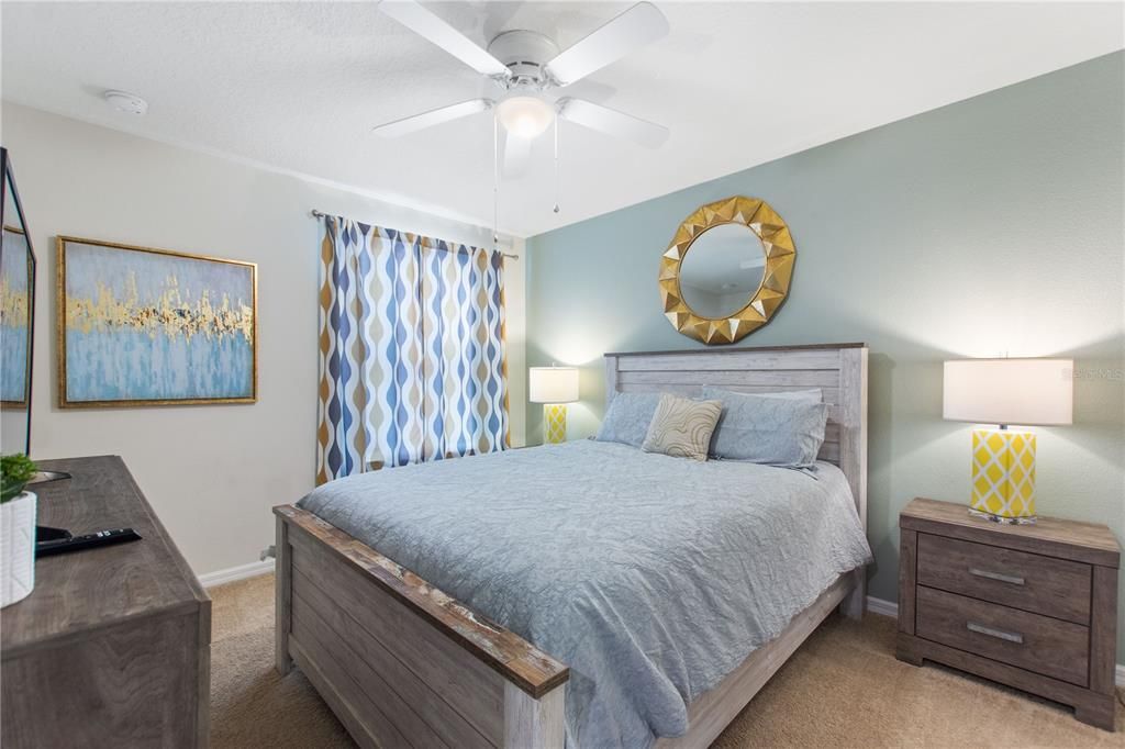 For Sale: $595,000 (7 beds, 5 baths, 3281 Square Feet)