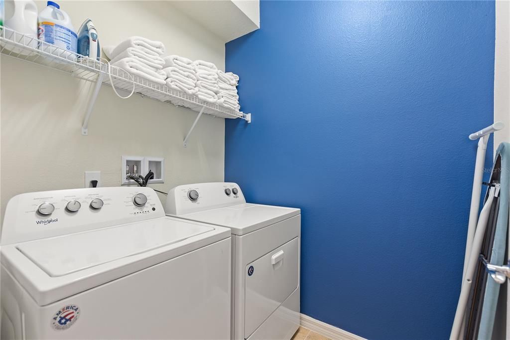 For Sale: $595,000 (7 beds, 5 baths, 3281 Square Feet)