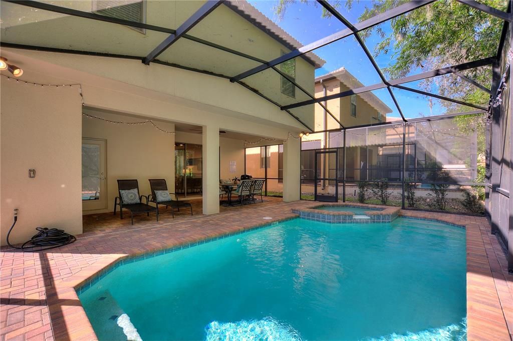 For Sale: $595,000 (7 beds, 5 baths, 3281 Square Feet)