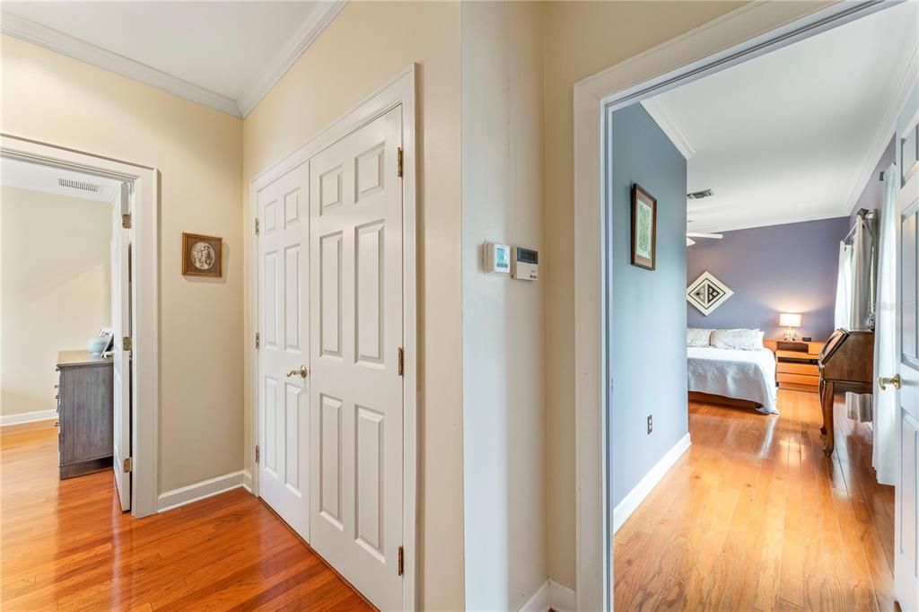 На продажу: $775,000 (3 спален, 2 ванн, 2205 Квадратных фут)