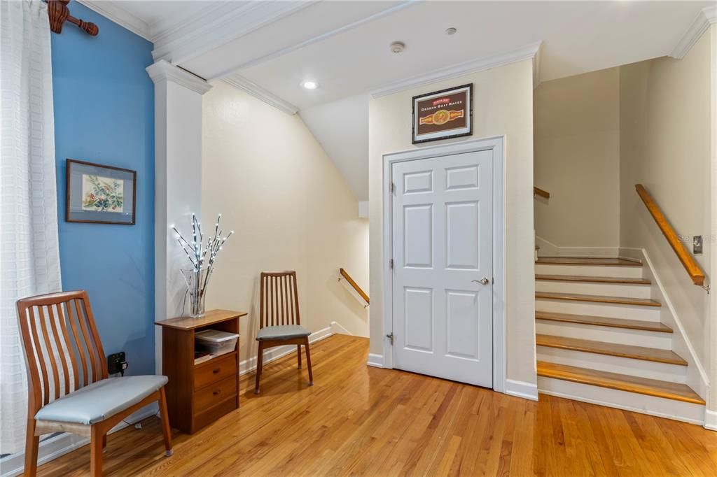 На продажу: $775,000 (3 спален, 2 ванн, 2205 Квадратных фут)