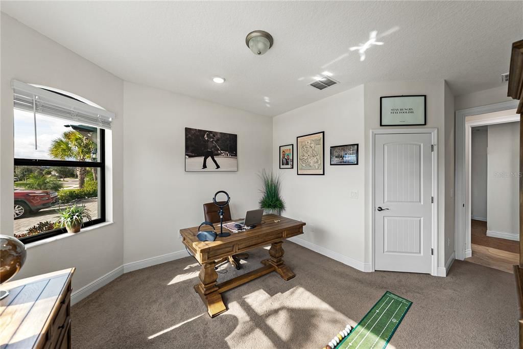 For Sale: $489,900 (4 beds, 3 baths, 2056 Square Feet)