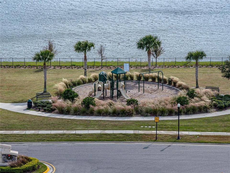 For Sale: $489,900 (4 beds, 3 baths, 2056 Square Feet)