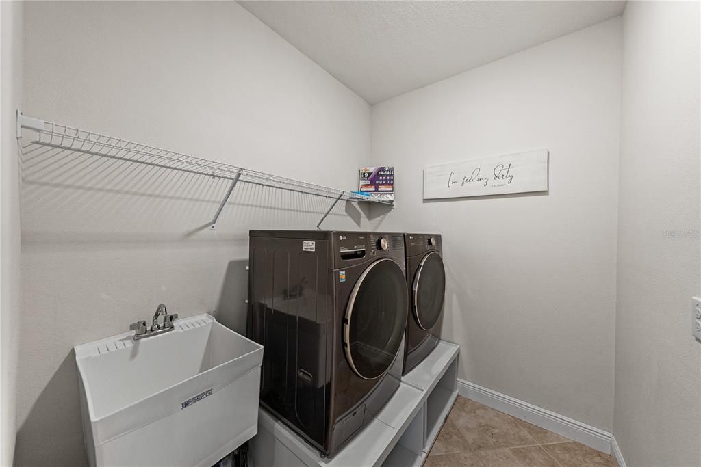 For Sale: $489,900 (4 beds, 3 baths, 2056 Square Feet)