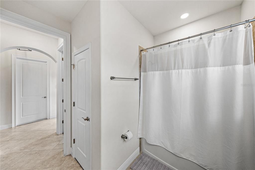 For Sale: $489,900 (4 beds, 3 baths, 2056 Square Feet)