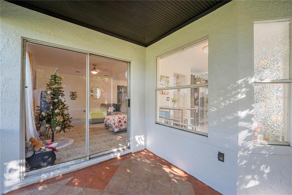 For Sale: $350,000 (3 beds, 2 baths, 1736 Square Feet)