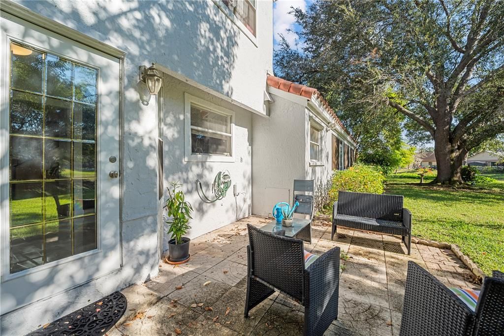 For Sale: $350,000 (3 beds, 2 baths, 1736 Square Feet)