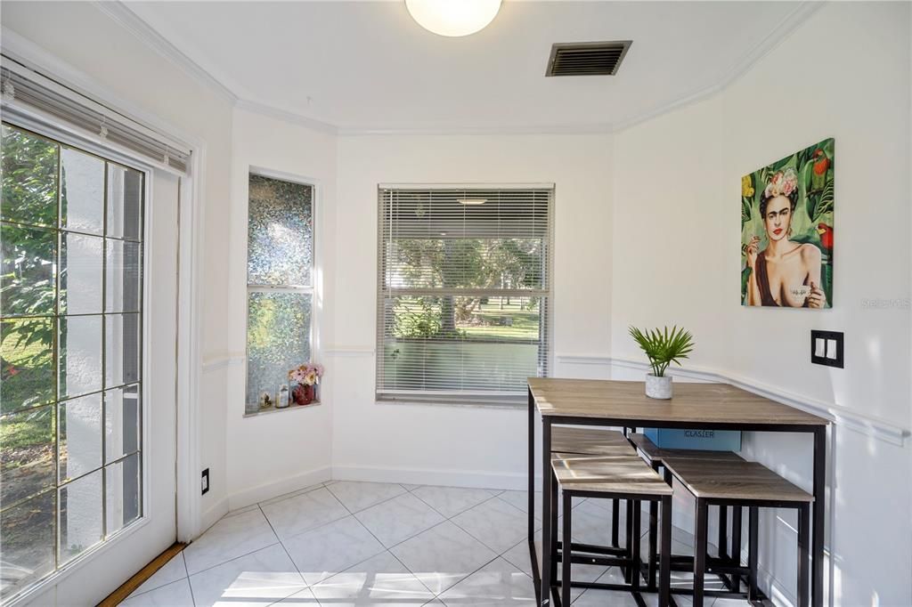 For Sale: $350,000 (3 beds, 2 baths, 1736 Square Feet)