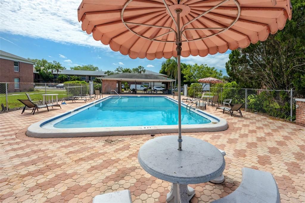 For Sale: $130,000 (1 beds, 1 baths, 680 Square Feet)