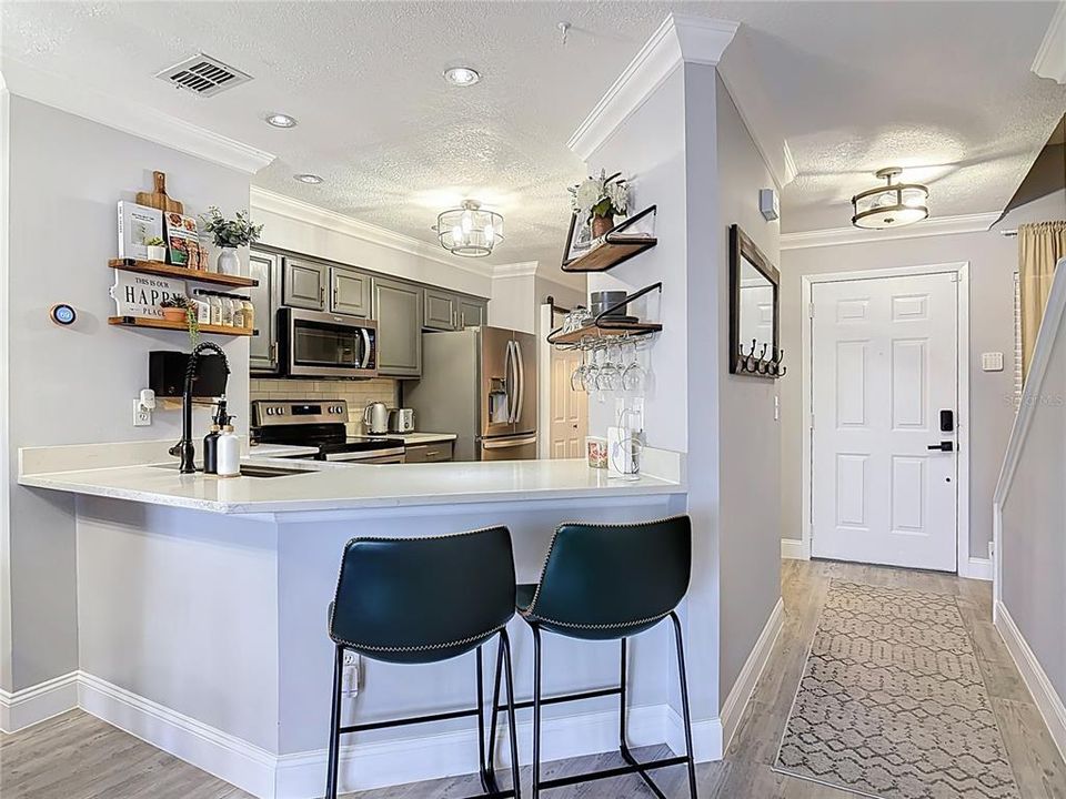 For Sale: $239,900 (2 beds, 2 baths, 1228 Square Feet)