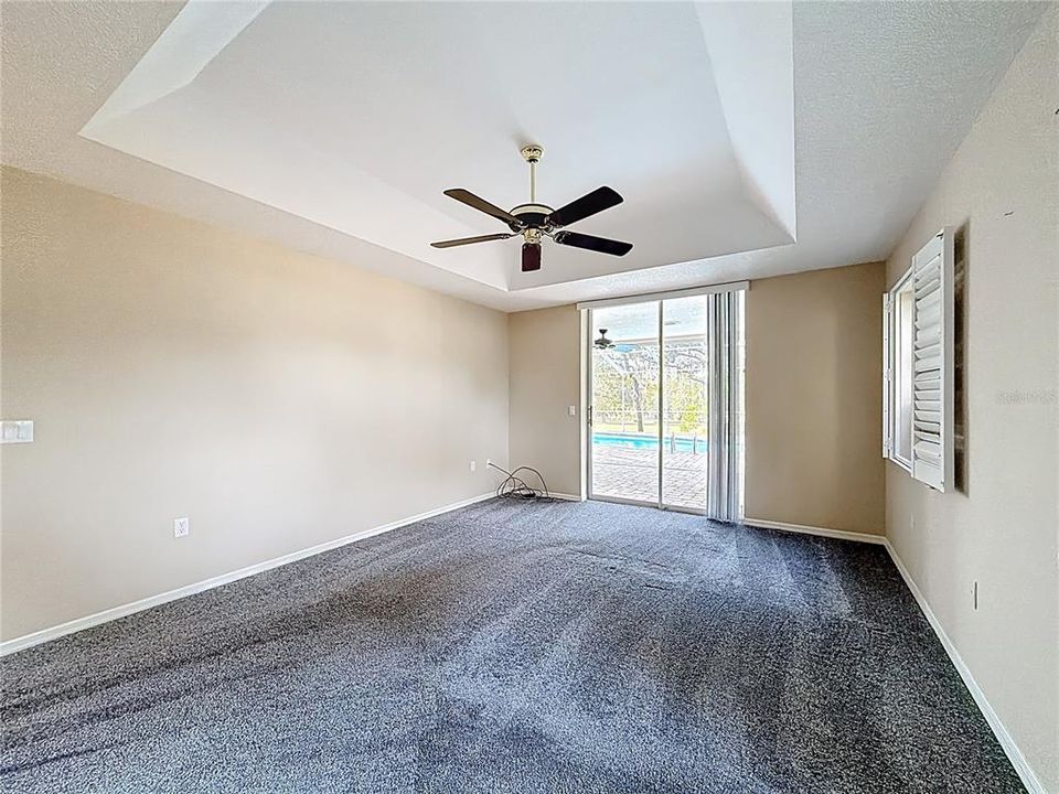 Под контрактом: $407,500 (3 спален, 2 ванн, 2199 Квадратных фут)