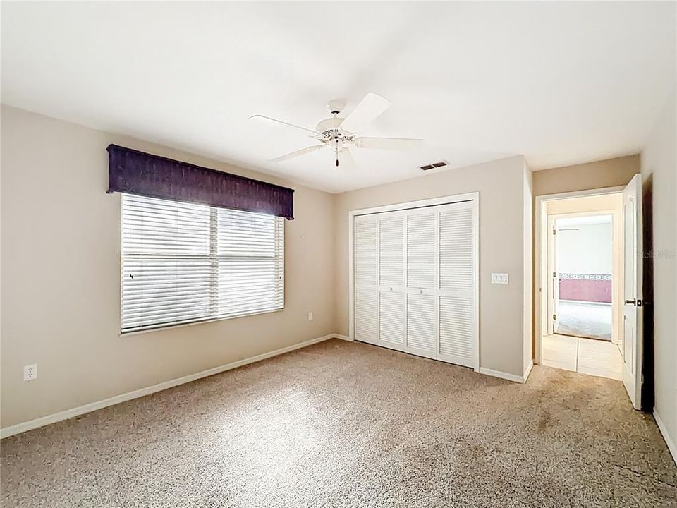 Под контрактом: $407,500 (3 спален, 2 ванн, 2199 Квадратных фут)