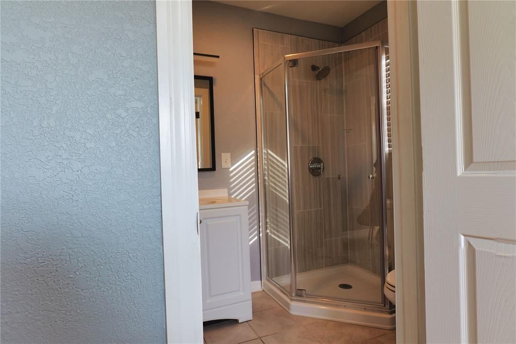 待售: $346,000 (3 贝兹, 1 浴室, 1337 平方英尺)