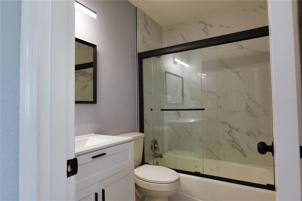 待售: $346,000 (3 贝兹, 1 浴室, 1337 平方英尺)