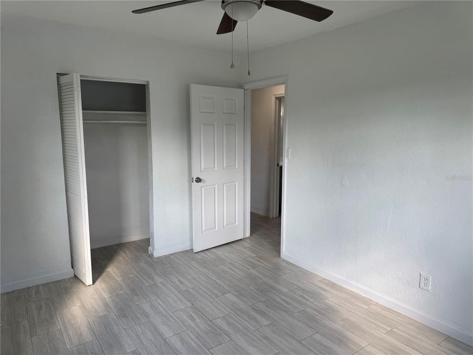 For Sale: $230,000 (3 beds, 1 baths, 874 Square Feet)