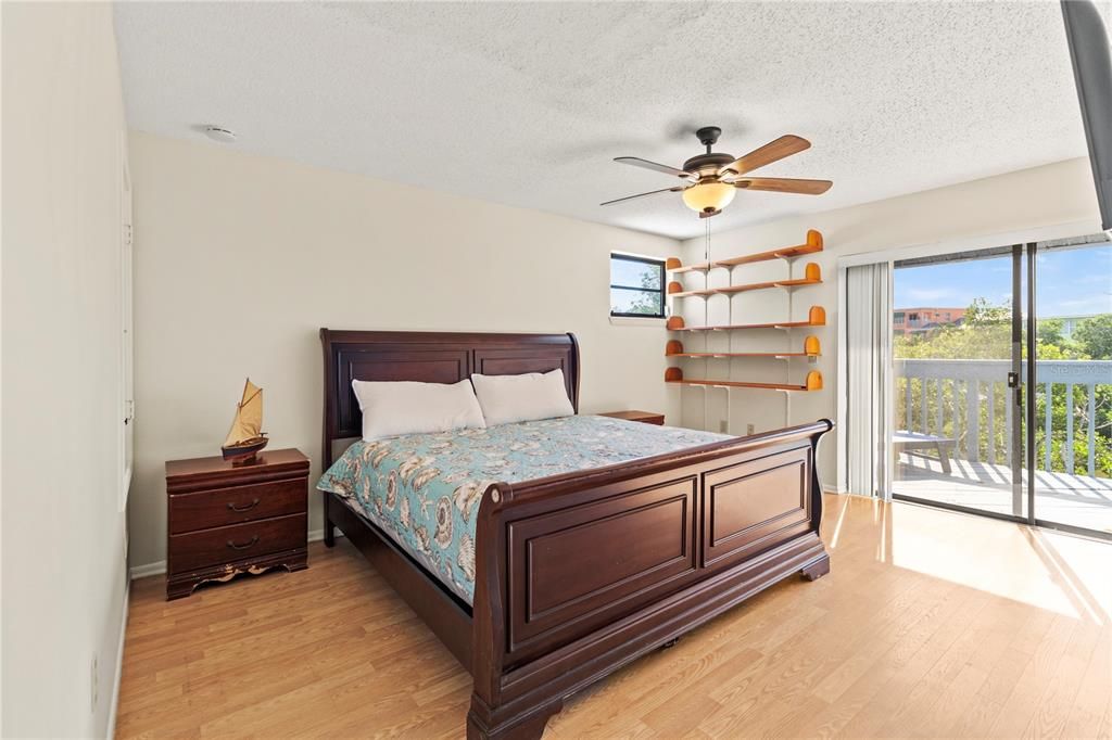 待售: $1,750,000 (3 贝兹, 3 浴室, 1448 平方英尺)