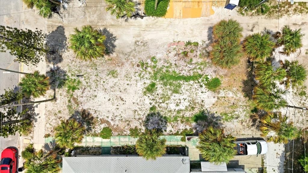 For Sale: $999,000 (0.09 acres)