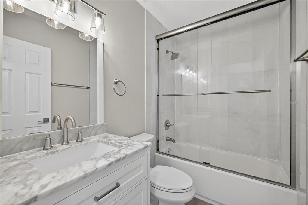 На продажу: $1,080,000 (3 спален, 3 ванн, 2550 Квадратных фут)