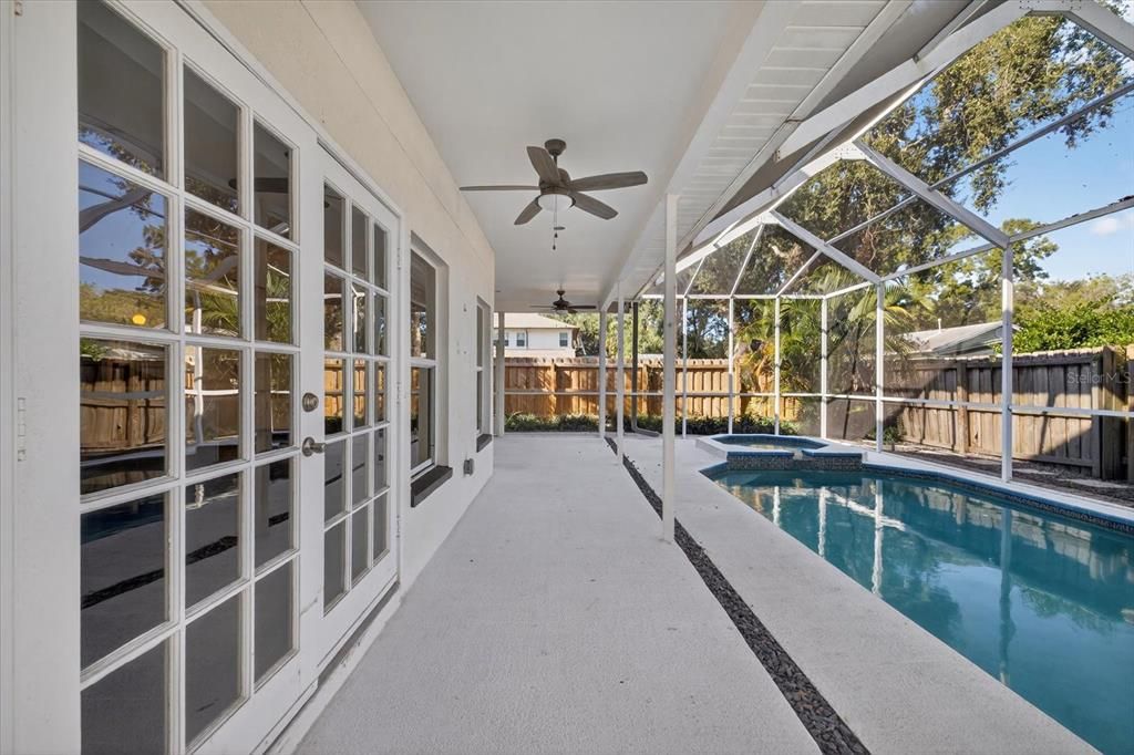 На продажу: $1,080,000 (3 спален, 3 ванн, 2550 Квадратных фут)