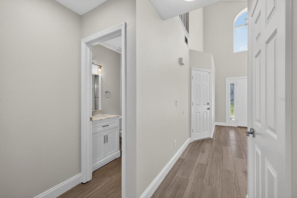 На продажу: $1,080,000 (3 спален, 3 ванн, 2550 Квадратных фут)