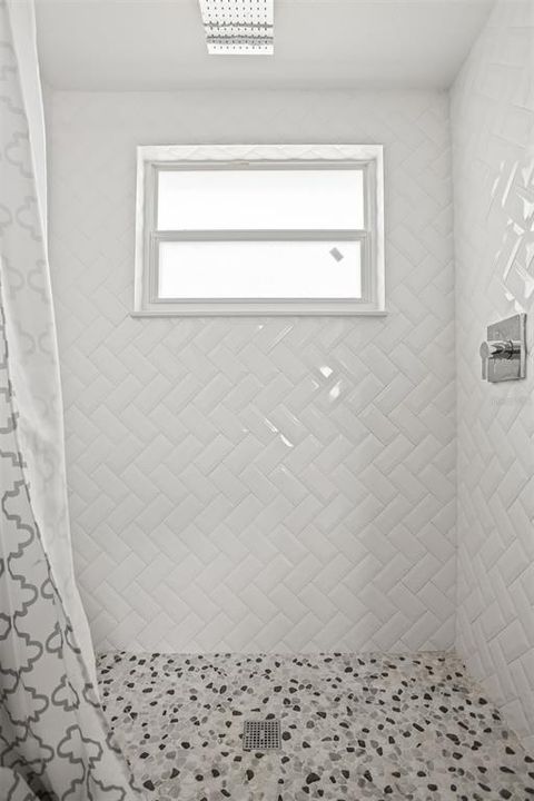 For Sale: $1,061,111 (5 beds, 0 baths, 2190 Square Feet)