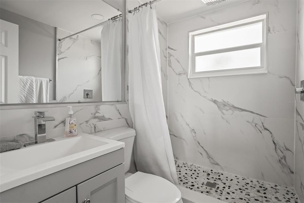 For Sale: $1,061,111 (5 beds, 0 baths, 2190 Square Feet)