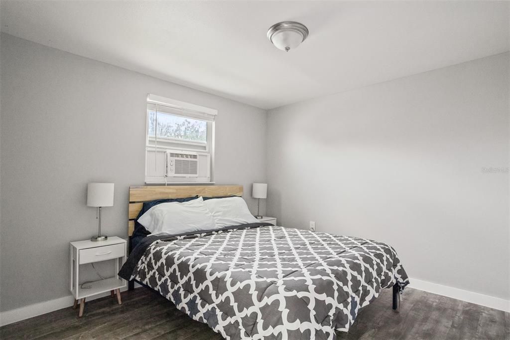 For Sale: $1,061,111 (5 beds, 0 baths, 2190 Square Feet)