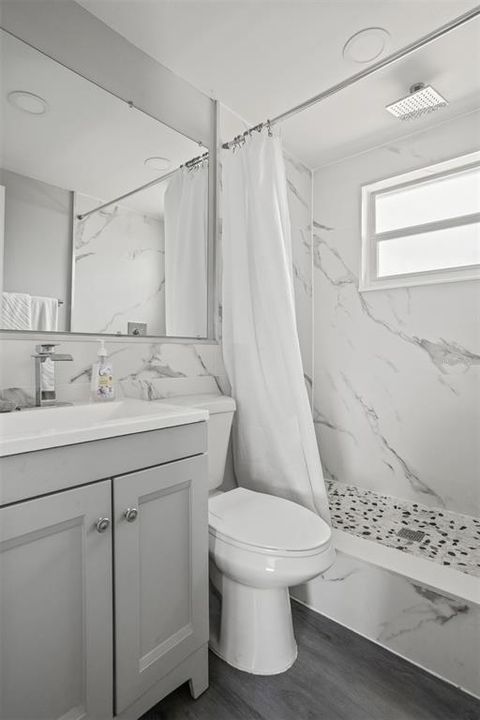 For Sale: $1,061,111 (5 beds, 0 baths, 2190 Square Feet)