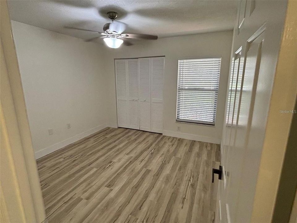 For Sale: $290,000 (3 beds, 2 baths, 1401 Square Feet)