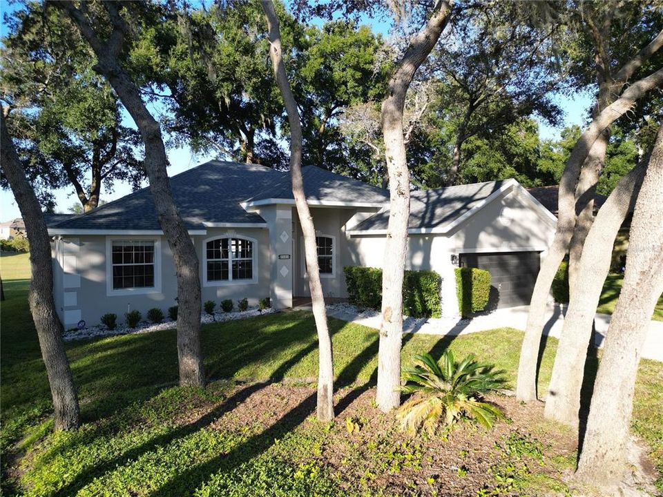 В аренду: $2,850 (4 спален, 2 ванн, 1983 Квадратных фут)