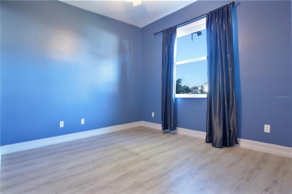 В аренду: $2,850 (4 спален, 2 ванн, 1983 Квадратных фут)