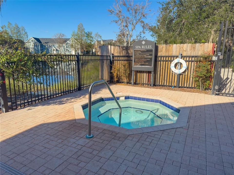 For Rent: $2,500 (2 beds, 2 baths, 1321 Square Feet)