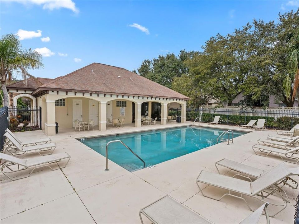 For Sale: $289,500 (3 beds, 2 baths, 1394 Square Feet)