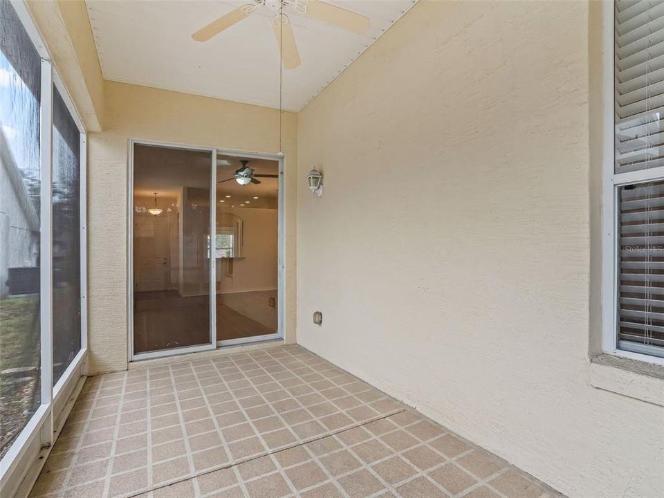 For Sale: $289,500 (3 beds, 2 baths, 1394 Square Feet)