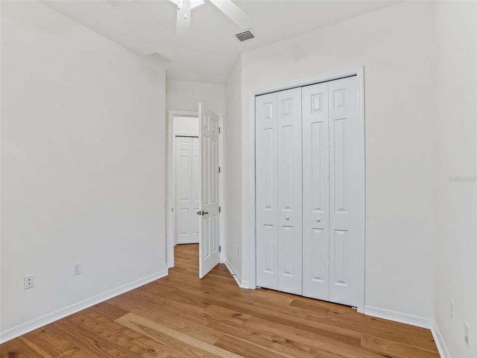 For Sale: $289,500 (3 beds, 2 baths, 1394 Square Feet)