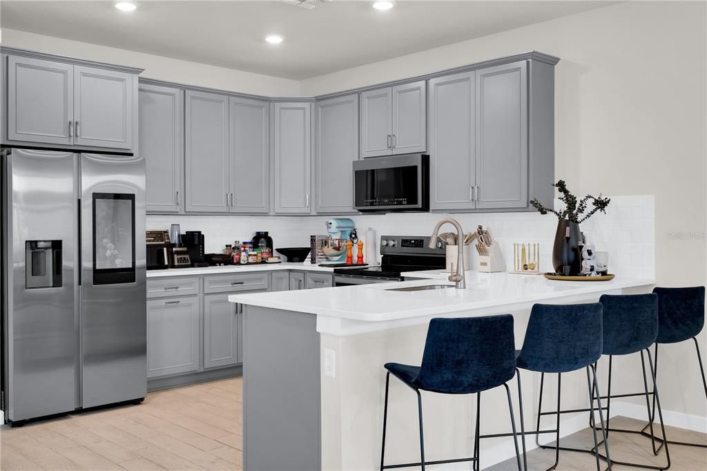 出租: $3,200 (4 贝兹, 3 浴室, 1809 平方英尺)