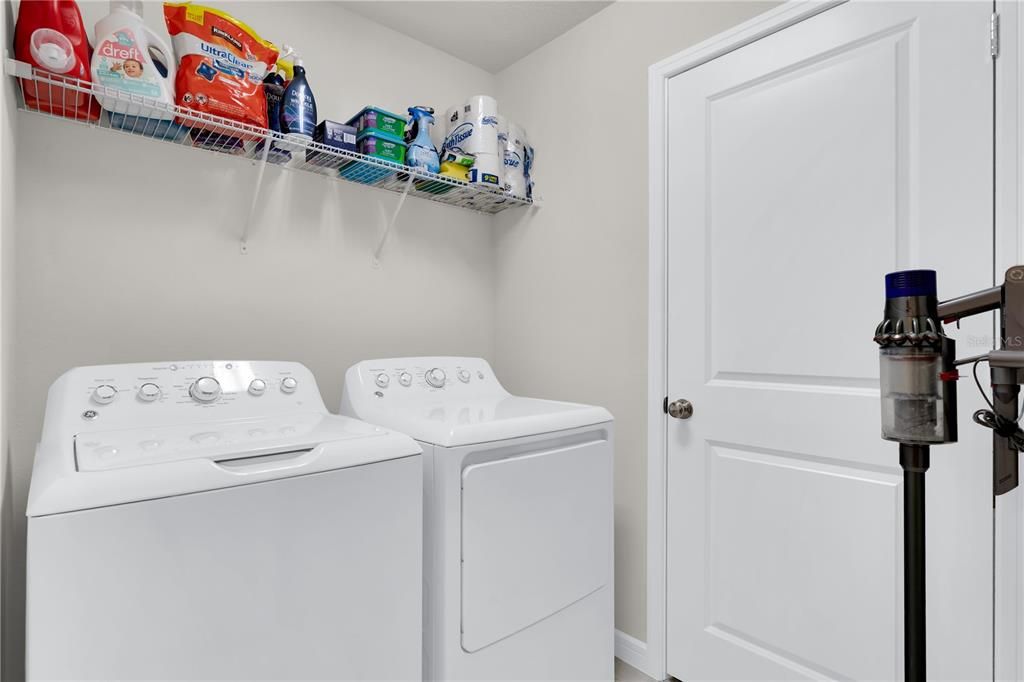 出租: $3,200 (4 贝兹, 3 浴室, 1809 平方英尺)