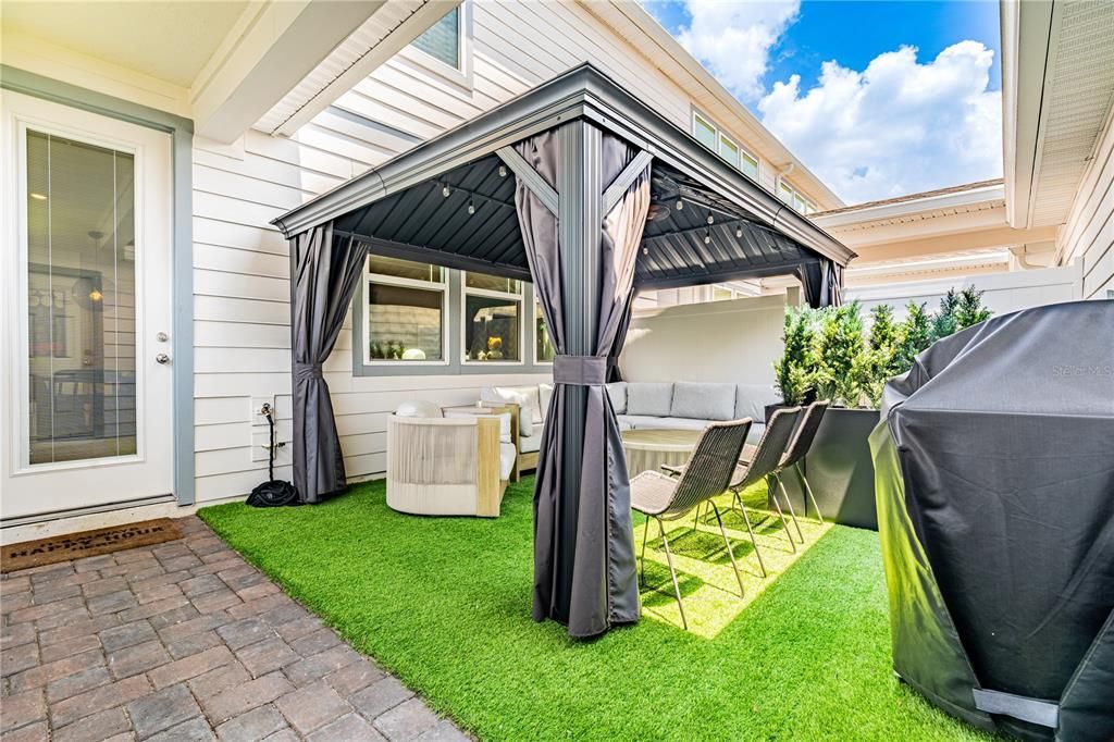 出租: $3,200 (4 贝兹, 3 浴室, 1809 平方英尺)