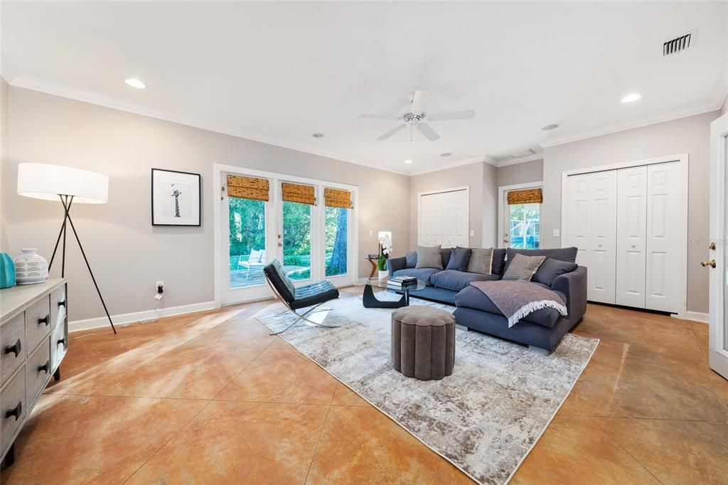 For Rent: $3,500 (3 beds, 2 baths, 2160 Square Feet)