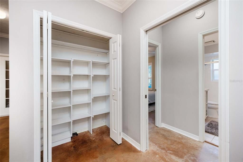 For Rent: $3,500 (3 beds, 2 baths, 2160 Square Feet)