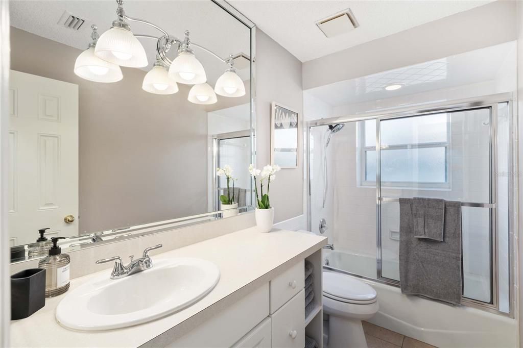 For Rent: $3,500 (3 beds, 2 baths, 2160 Square Feet)