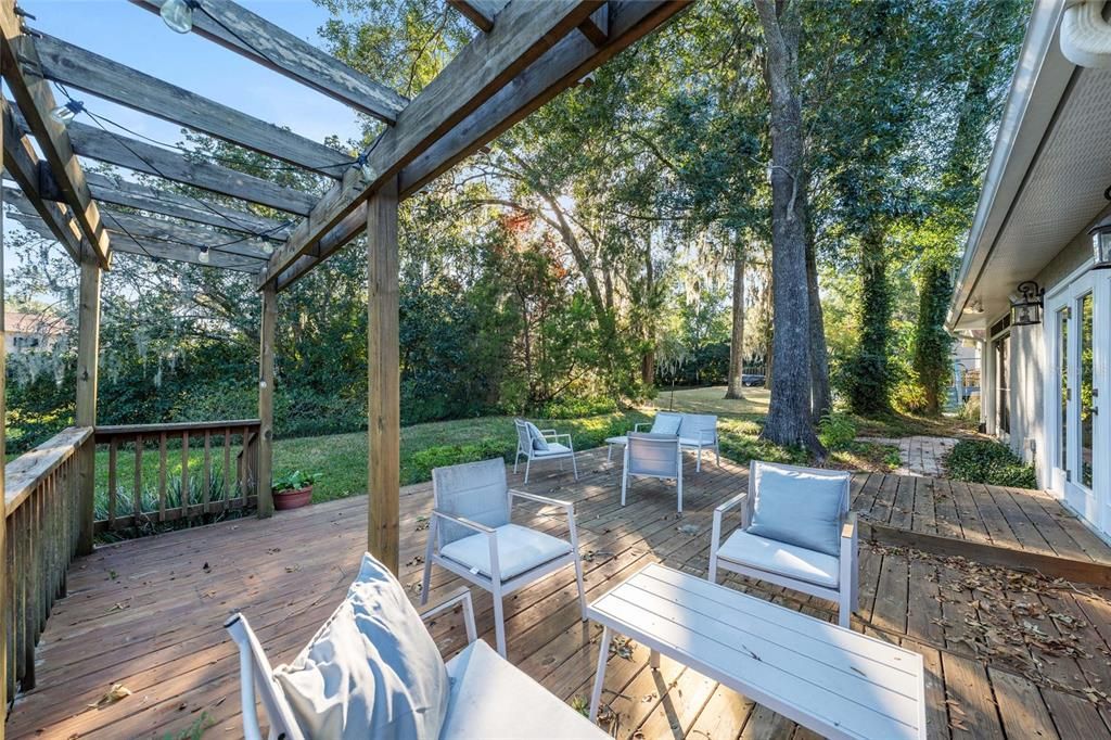 For Rent: $3,500 (3 beds, 2 baths, 2160 Square Feet)